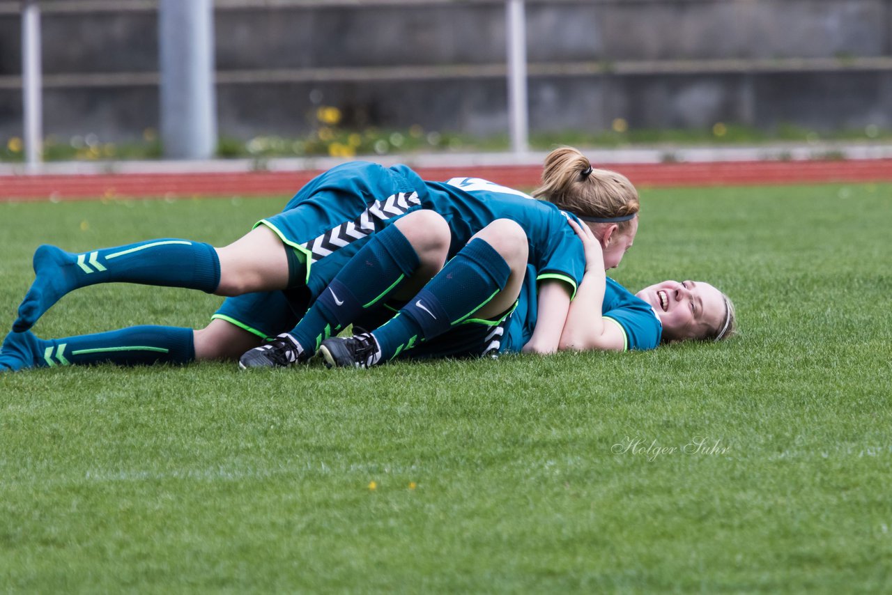 Bild 449 - B-Juniorinnen VfL Oldesloe - JSG Sdtondern : Ergebnis: 2:0